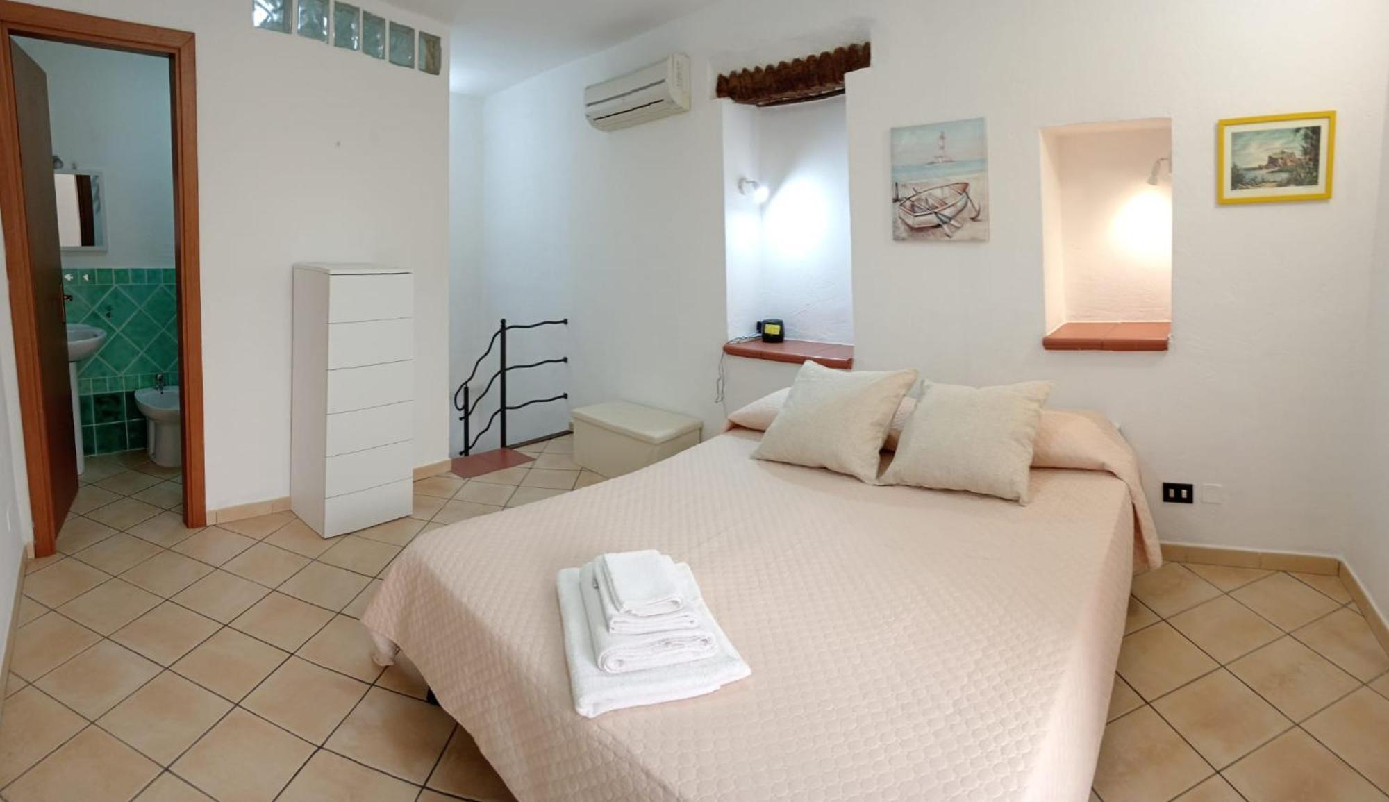 Rocca&torre Cefalu